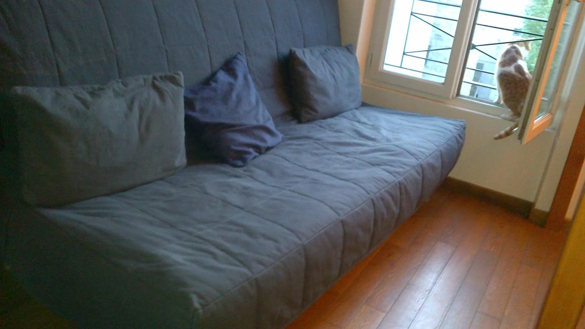 Calme Et Repos, Vue Sur Les Arbres Bed & Breakfast Paris France